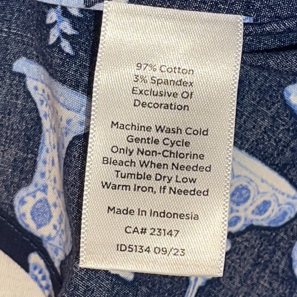 Talbots Plus Size 20 W Novelty Vases Teapots Urns Button Up Non-Iron Top Blouse - Picture 13 of 13